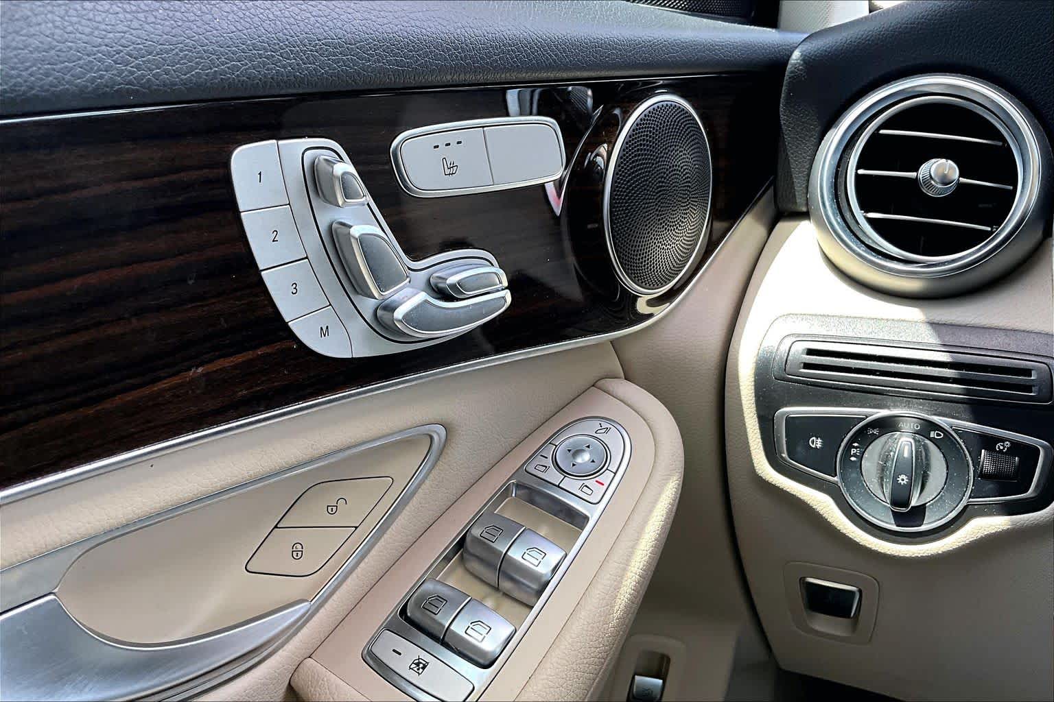 2022 Mercedes-Benz GLC 300 GLC 300 Polar White at Lexus Southwest Houston