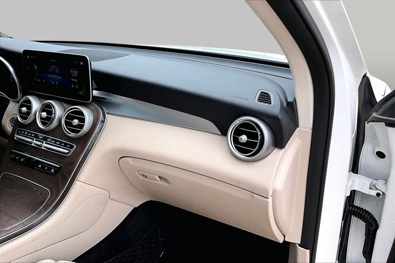 2020 Mercedes-Benz GLC 300 GLC 300 Polar White at Group 1 GMC Buick South