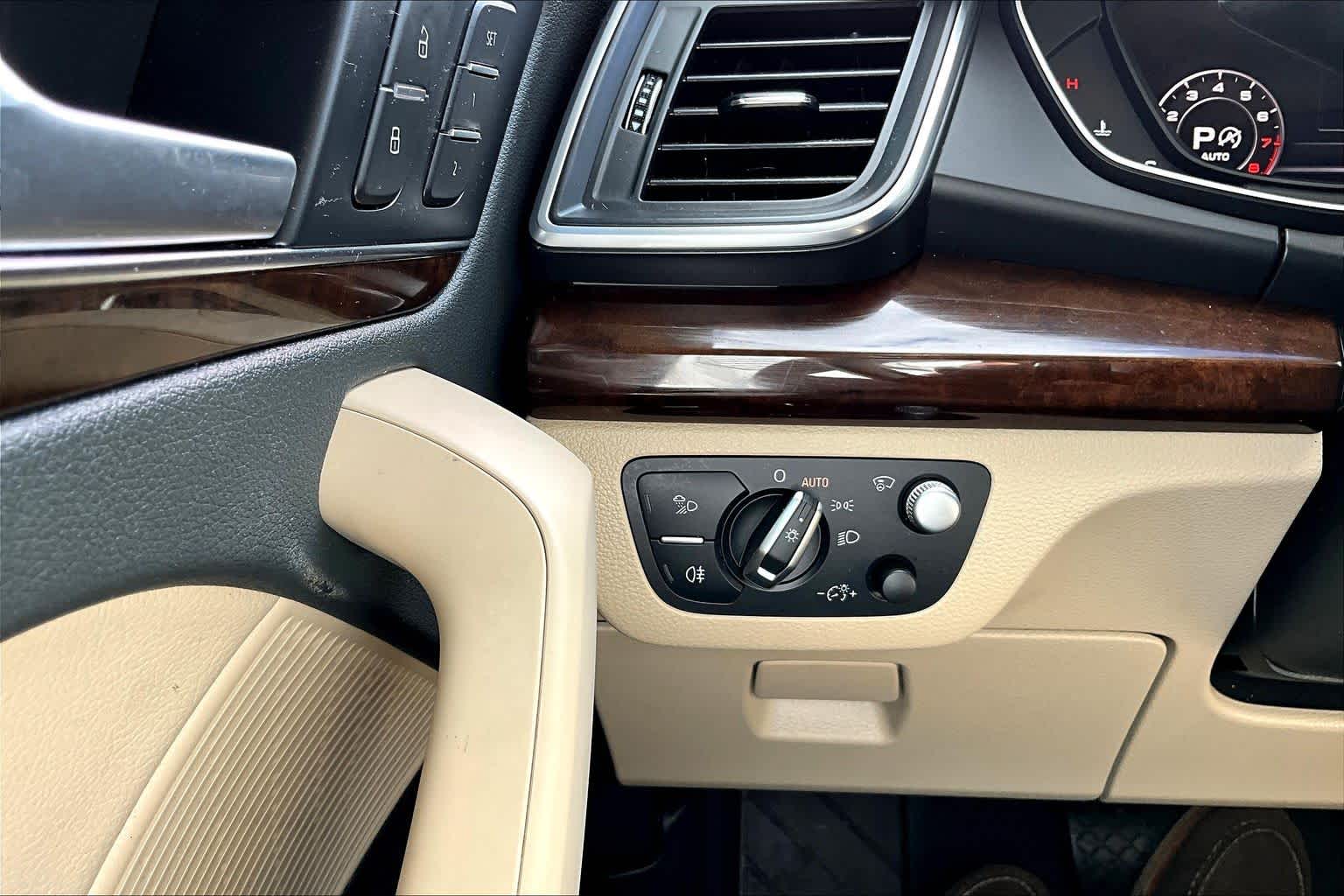 2019 Audi Q5 Prestige Ibis White at AutoNation Toyota Gulf Fwy