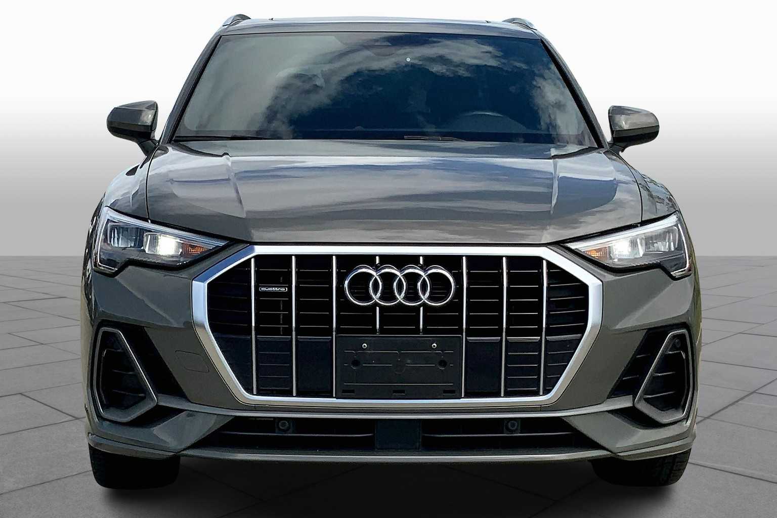 2021 Audi Q3 S line Premium - 2