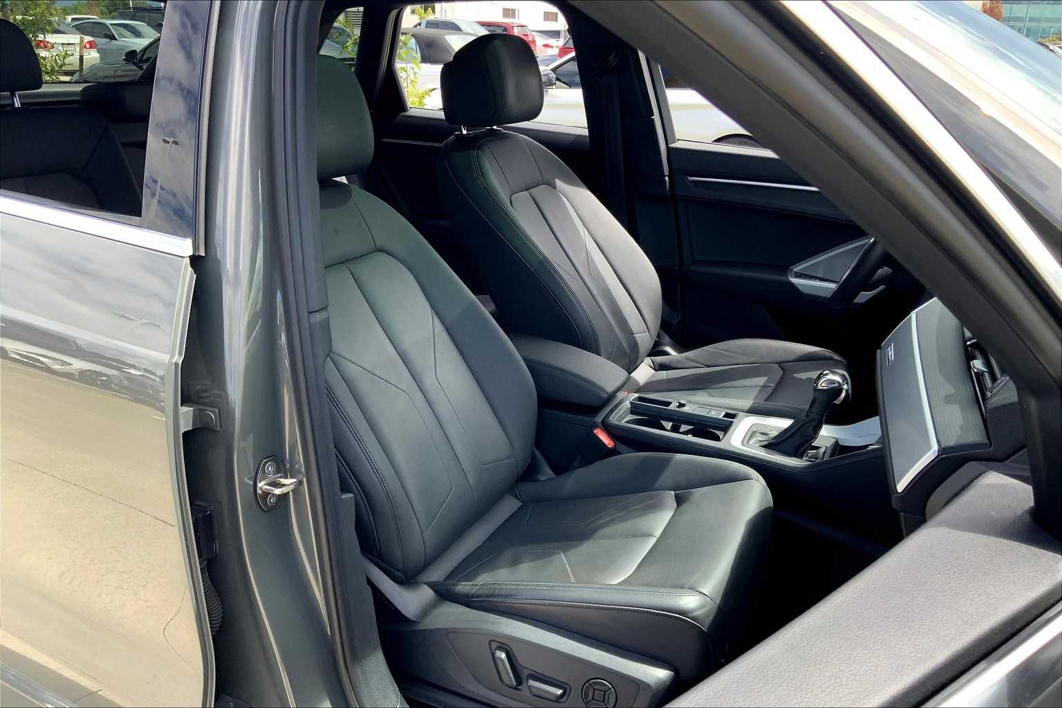 2021 Audi Q3 S line Premium - 7