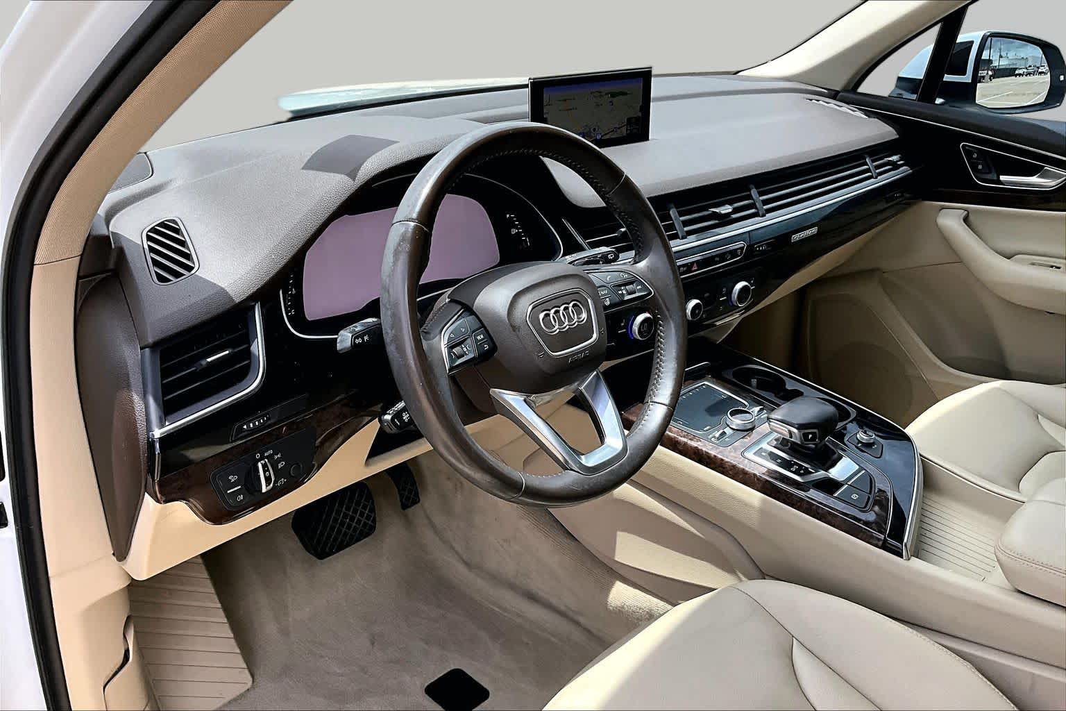 2017 Audi Q7 Premium Plus Glacier White Metallic at Lexus of Clear Lake