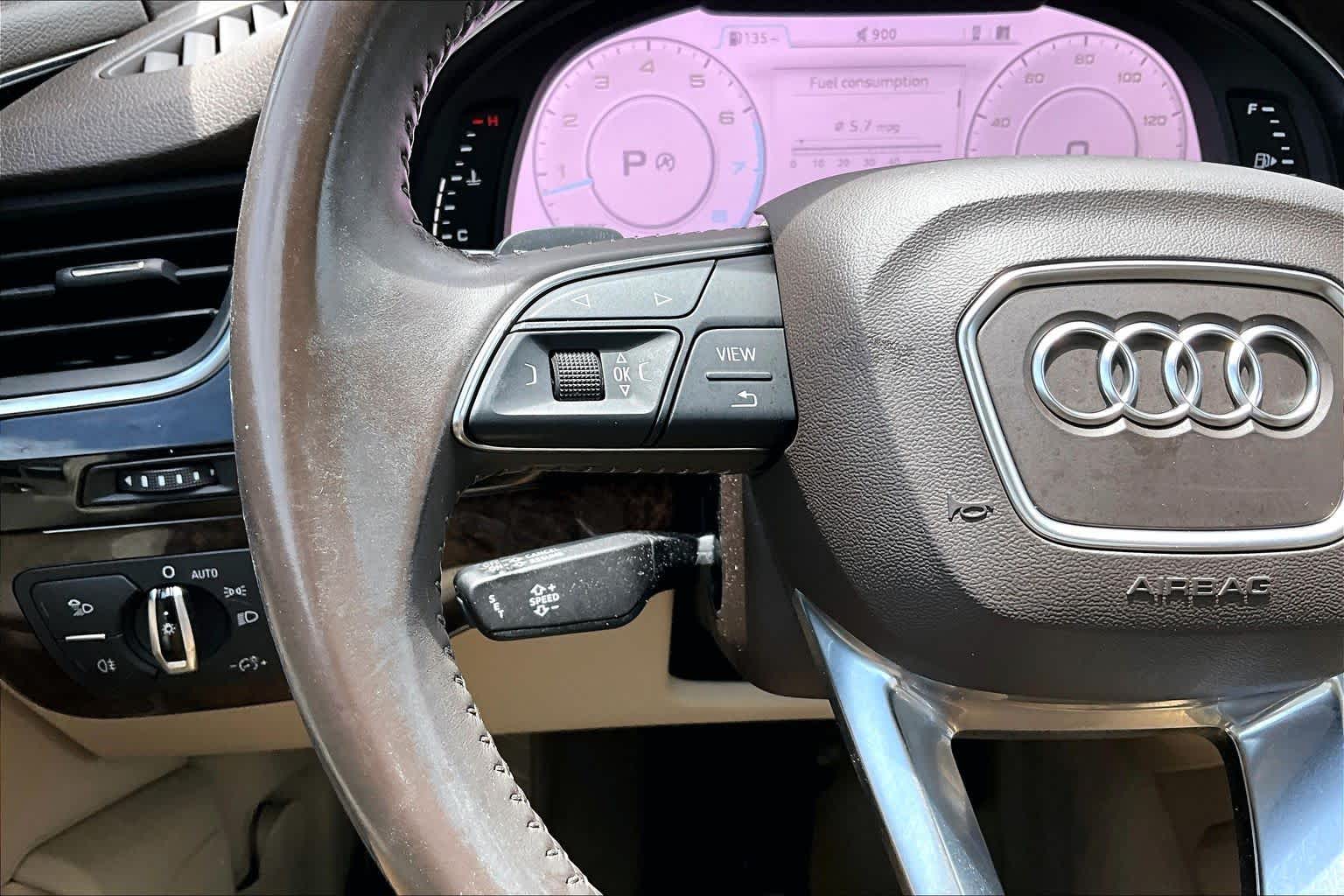 2017 Audi Q7 Premium Plus Glacier White Metallic at Lexus of Clear Lake