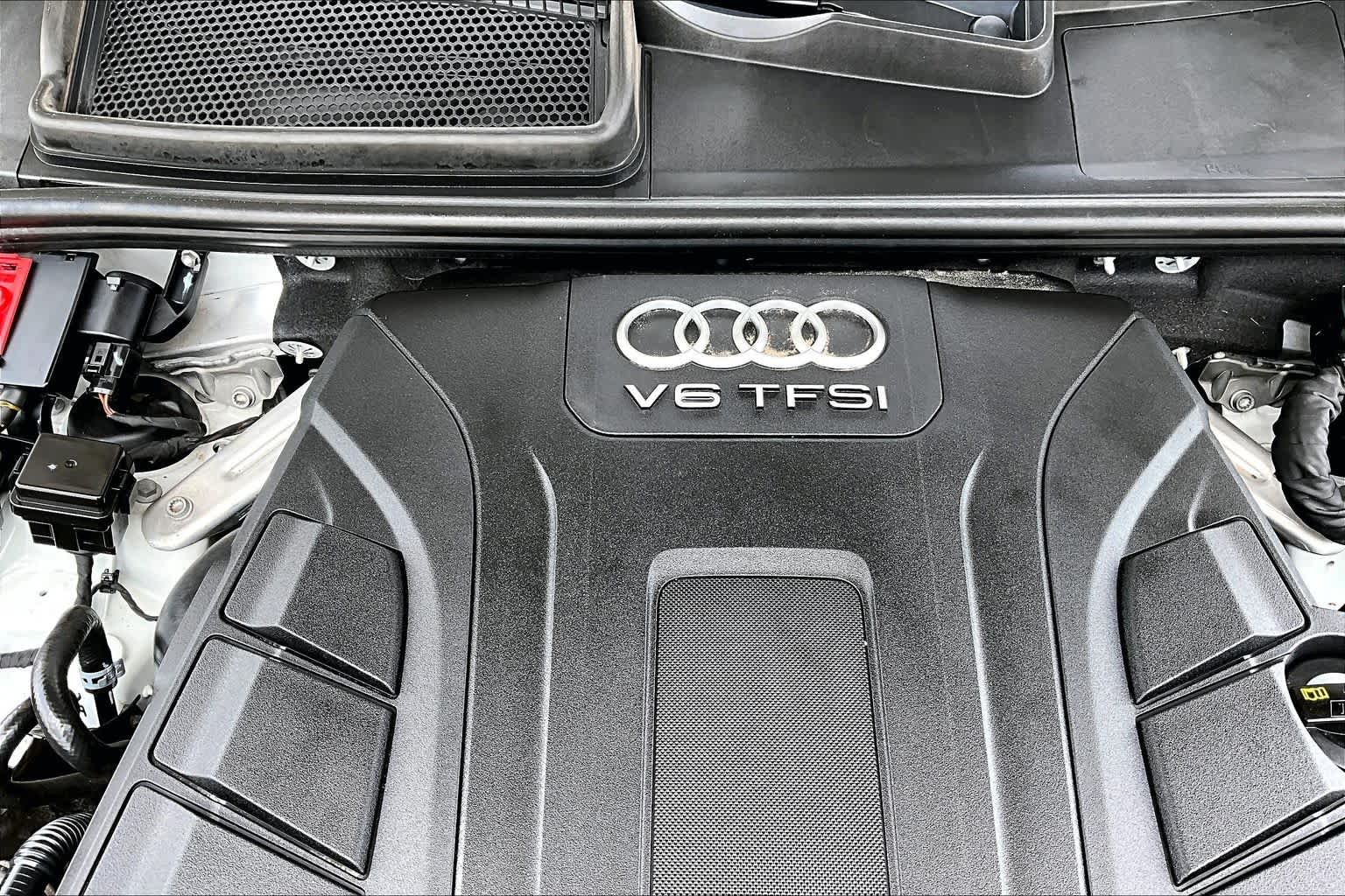 2017 Audi Q7 Premium Plus Glacier White Metallic at Lexus of Clear Lake