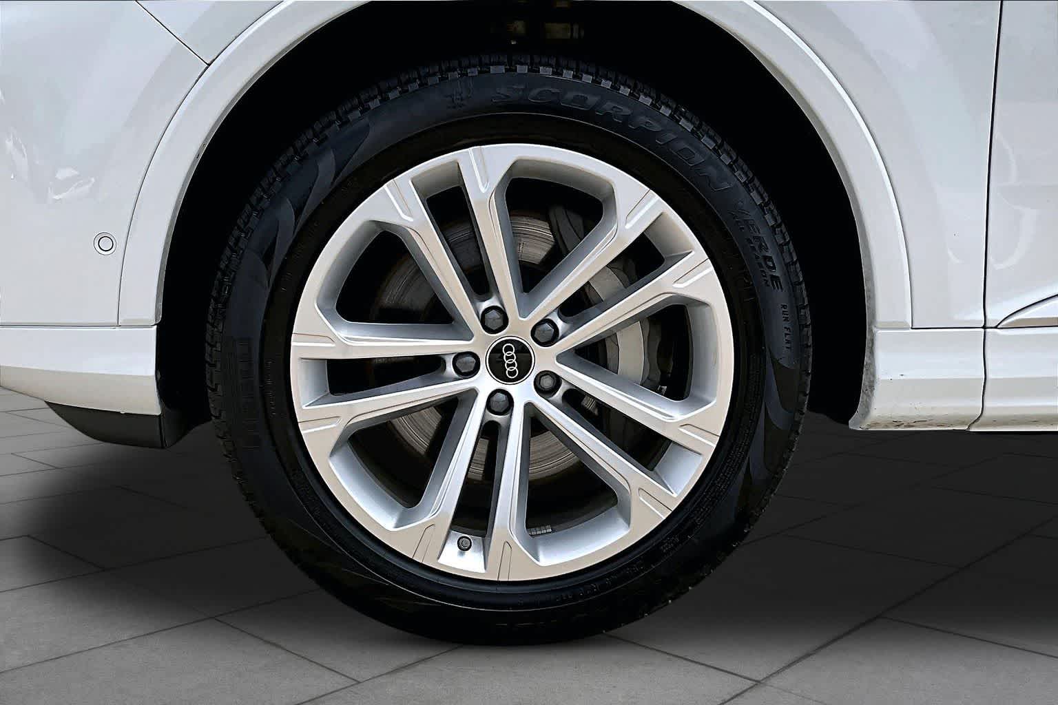 2025 Audi Q7 Premium Plus - 9