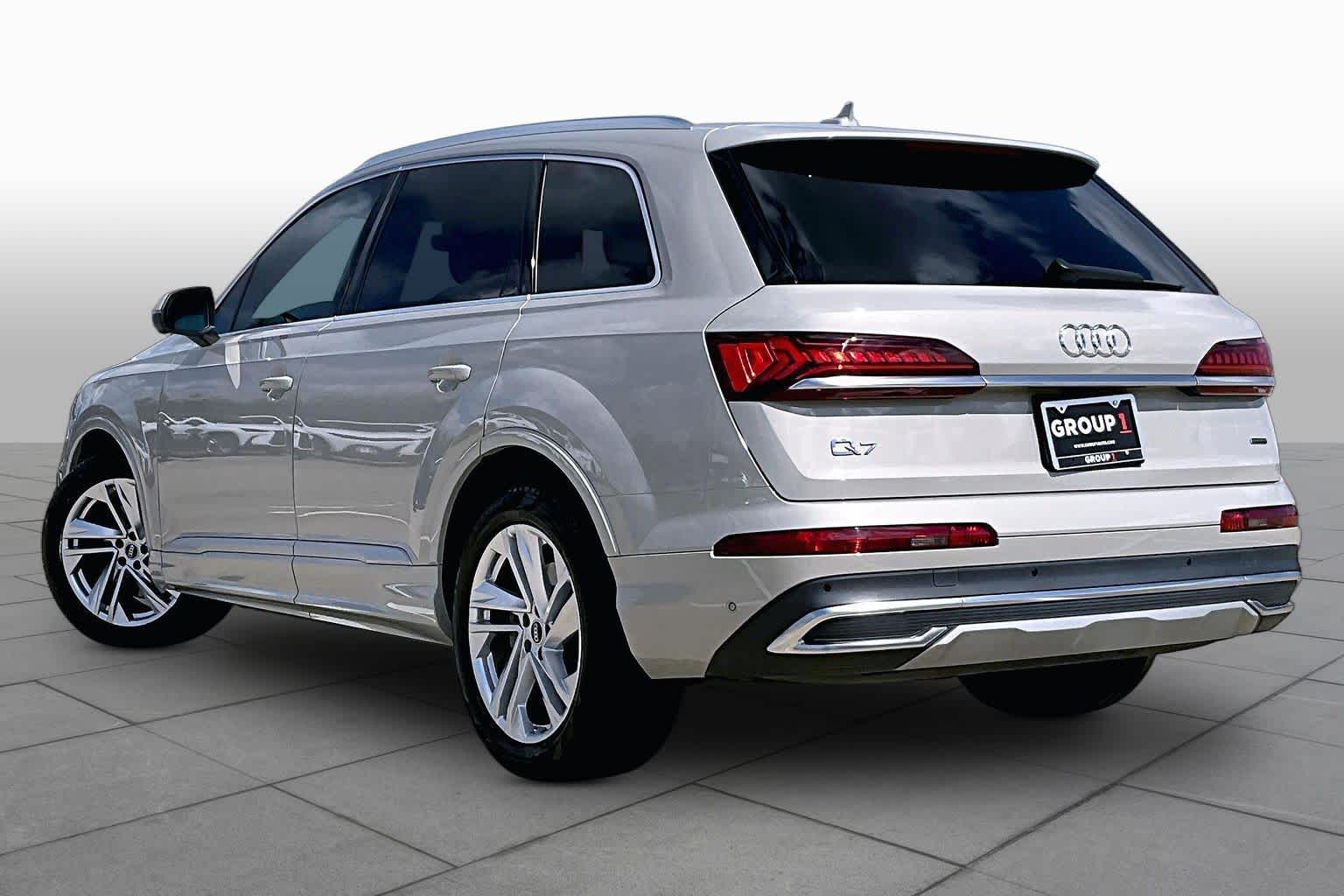 2022 Audi Q7 photo 12 of 37