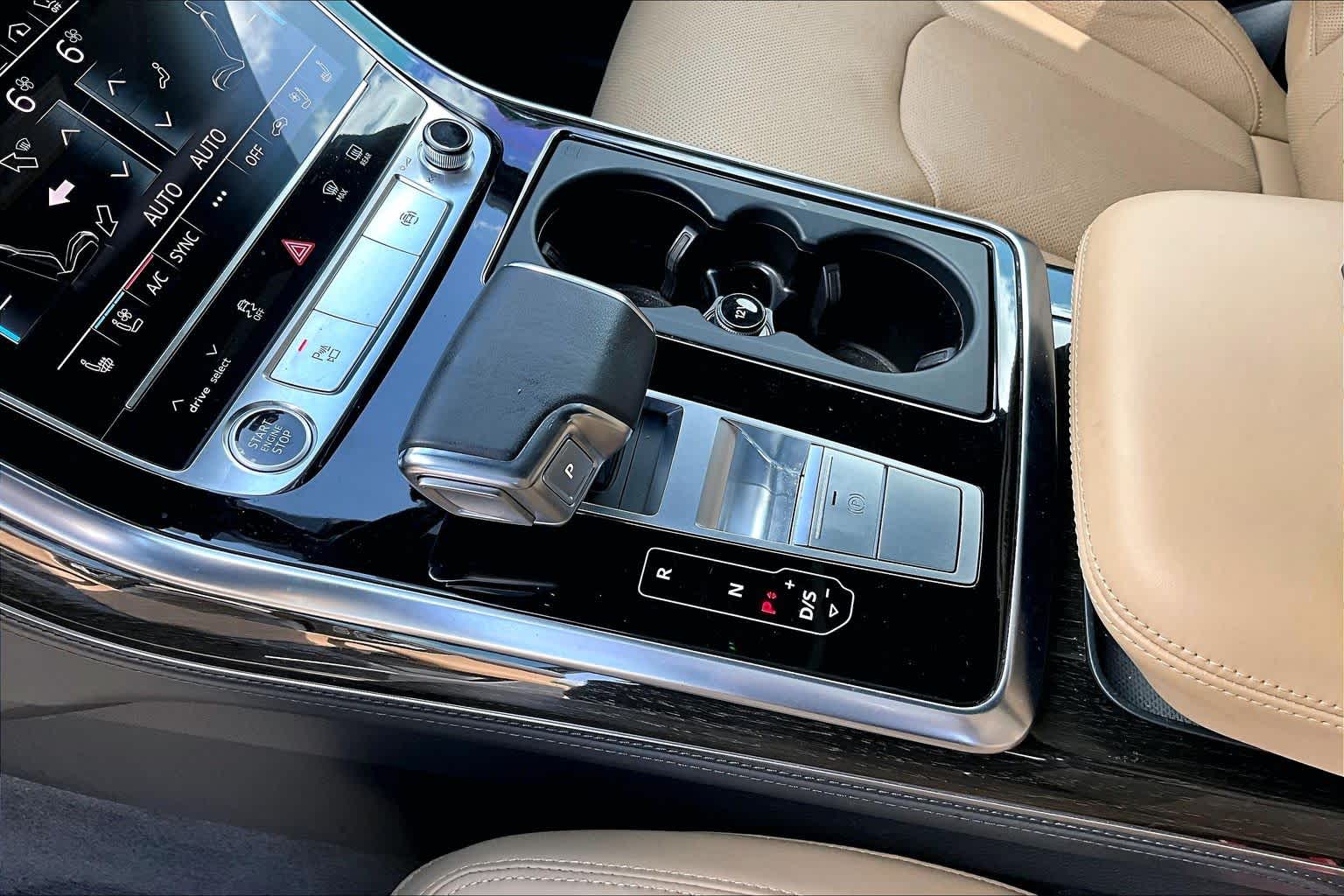 2022 Audi Q7 photo 17 of 37