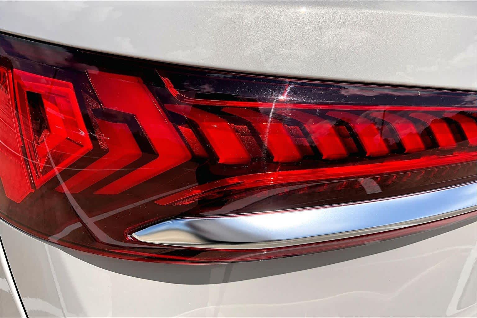 2022 Audi Q7 photo 29 of 37