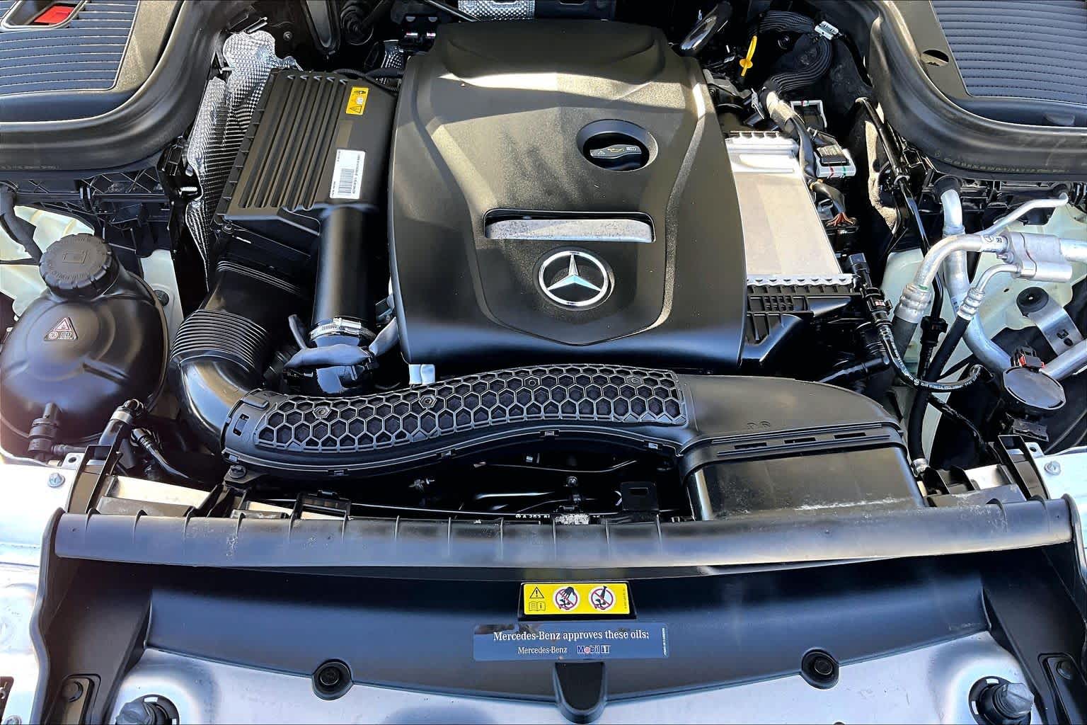 2019 Mercedes-Benz GLC GLC 300 Polar White at AutoNation USA Houston