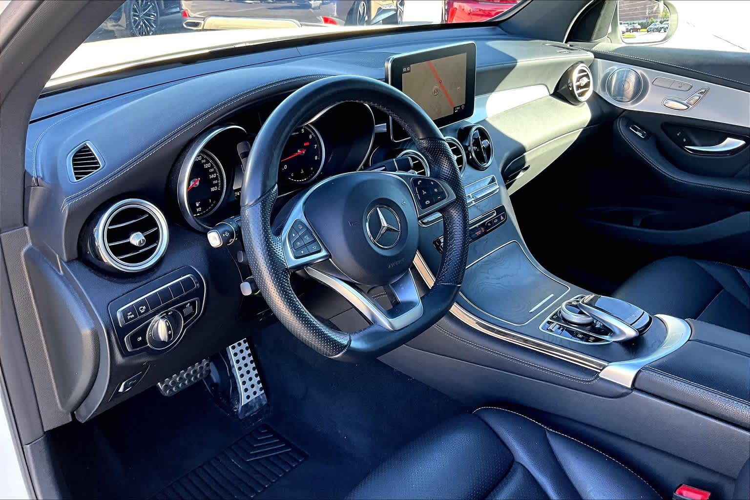 2019 Mercedes-Benz GLC GLC 300 Polar White at AutoNation USA Houston
