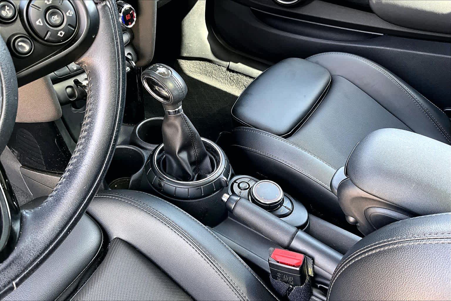 2015 MINI Hardtop 2 Door S Pepper White at Mac Haik Ford
