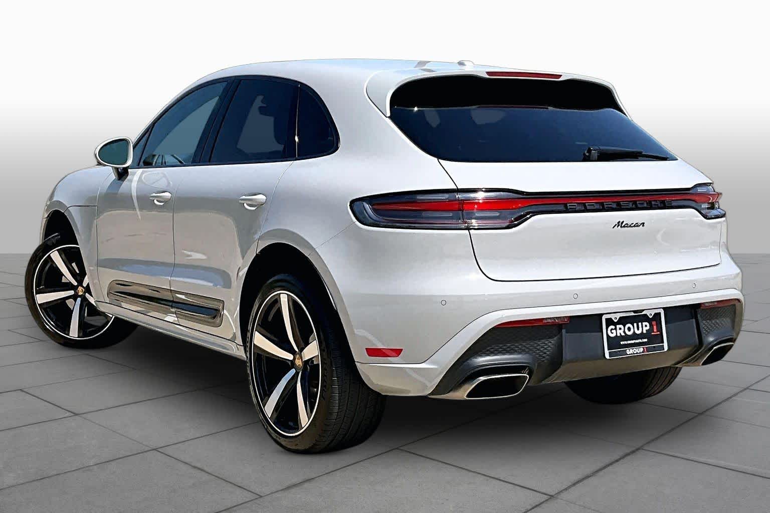 2023 Porsche Macan - 11