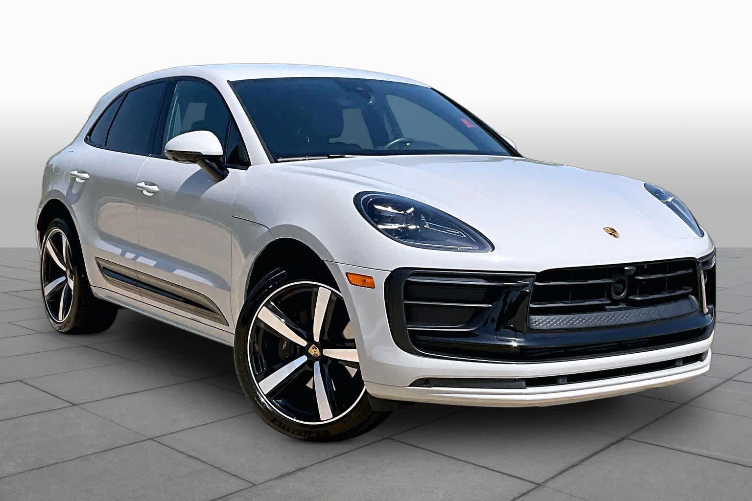 2023 Porsche Macan - 2