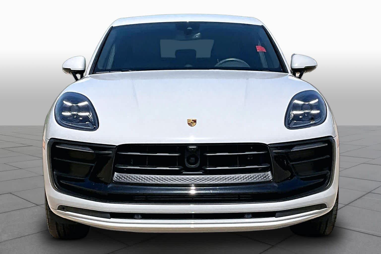 2023 Porsche Macan - 3