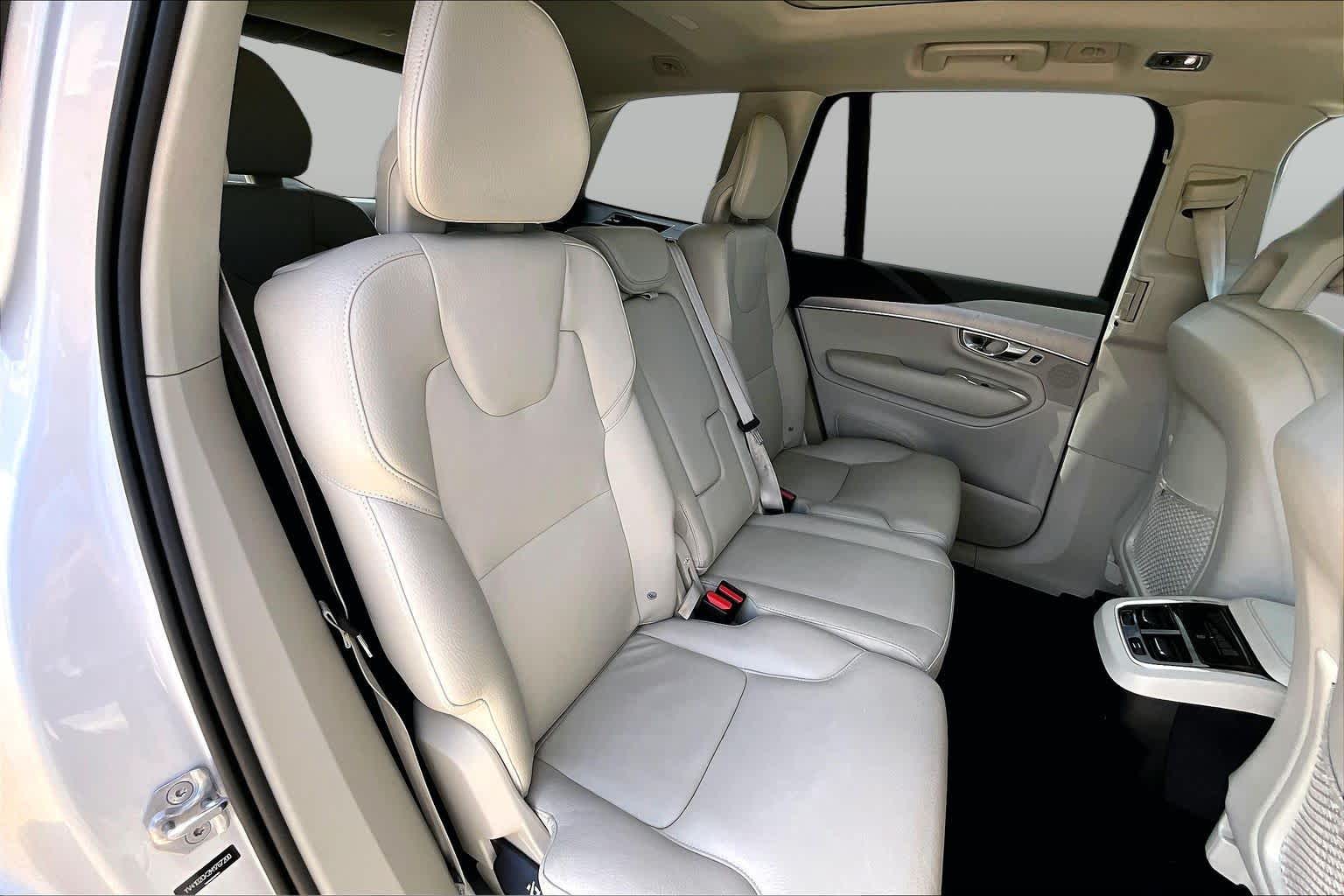 2021 Volvo XC90 Momentum Bright Silver Metallic at Sterling McCall Nissan