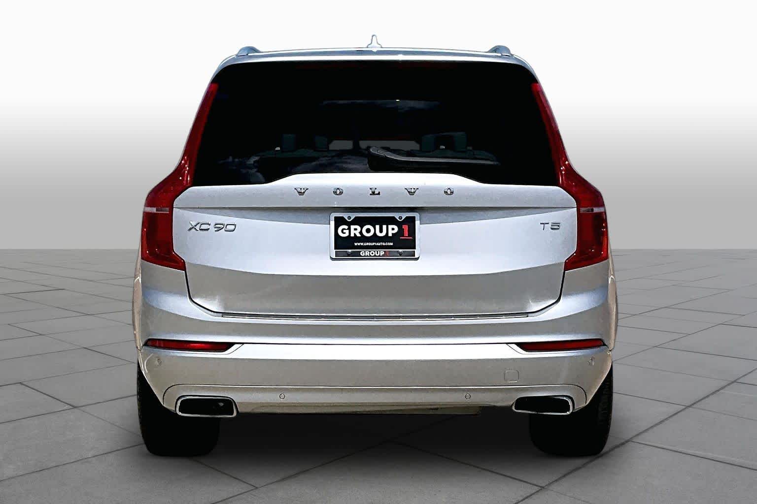 2021 Volvo XC90 Momentum Bright Silver Metallic at Sterling McCall Nissan