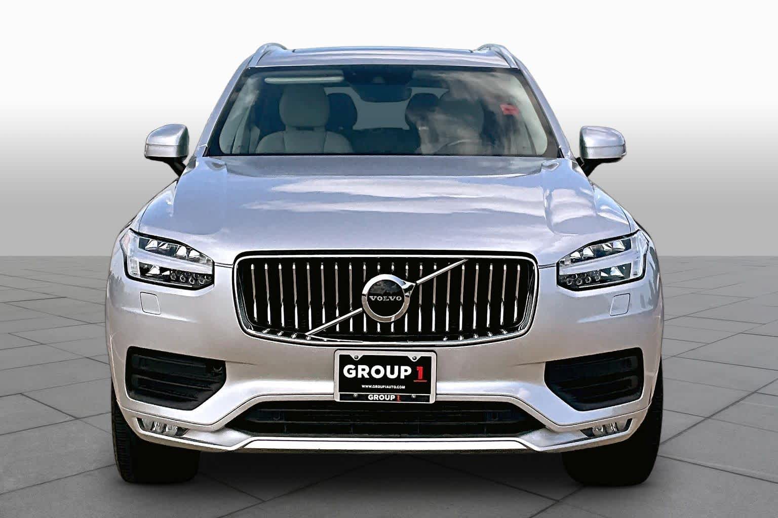 2021 Volvo XC90 Momentum Bright Silver Metallic at Sterling McCall Nissan