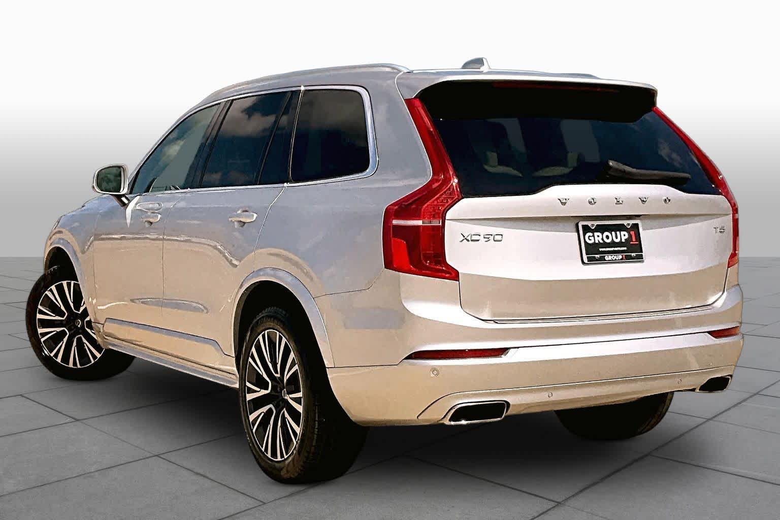 2021 Volvo XC90 Momentum Bright Silver Metallic at Sterling McCall Nissan