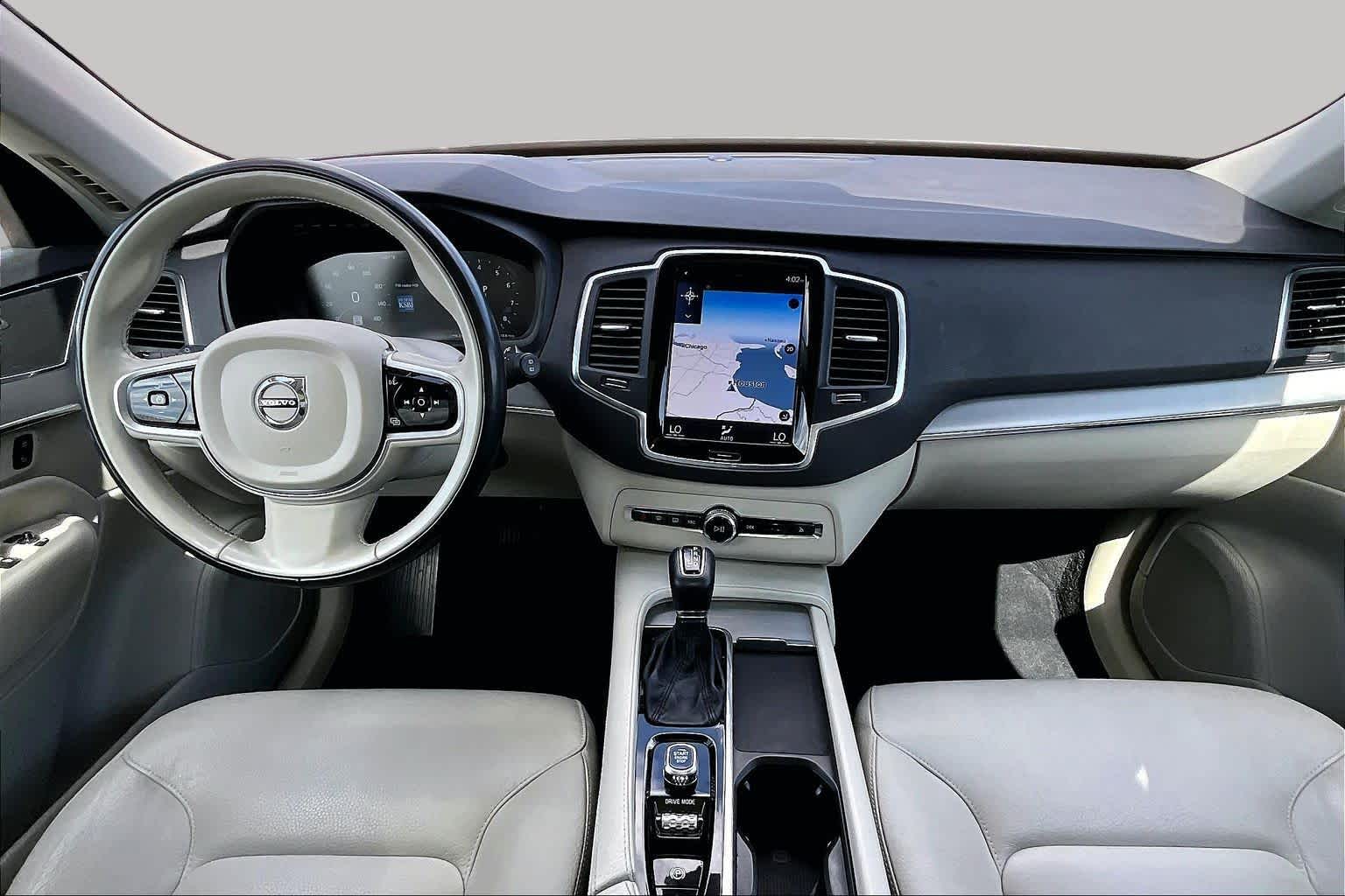 2021 Volvo XC90 Momentum Bright Silver Metallic at Sterling McCall Nissan