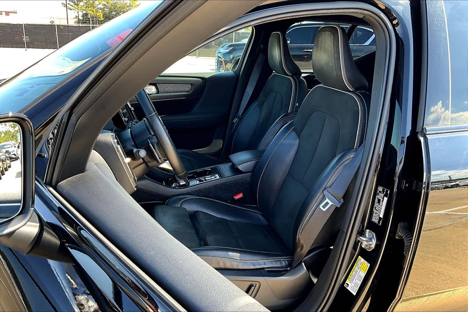 2019 Volvo XC40 R-Design Black Stone at Lexus Southwest Houston