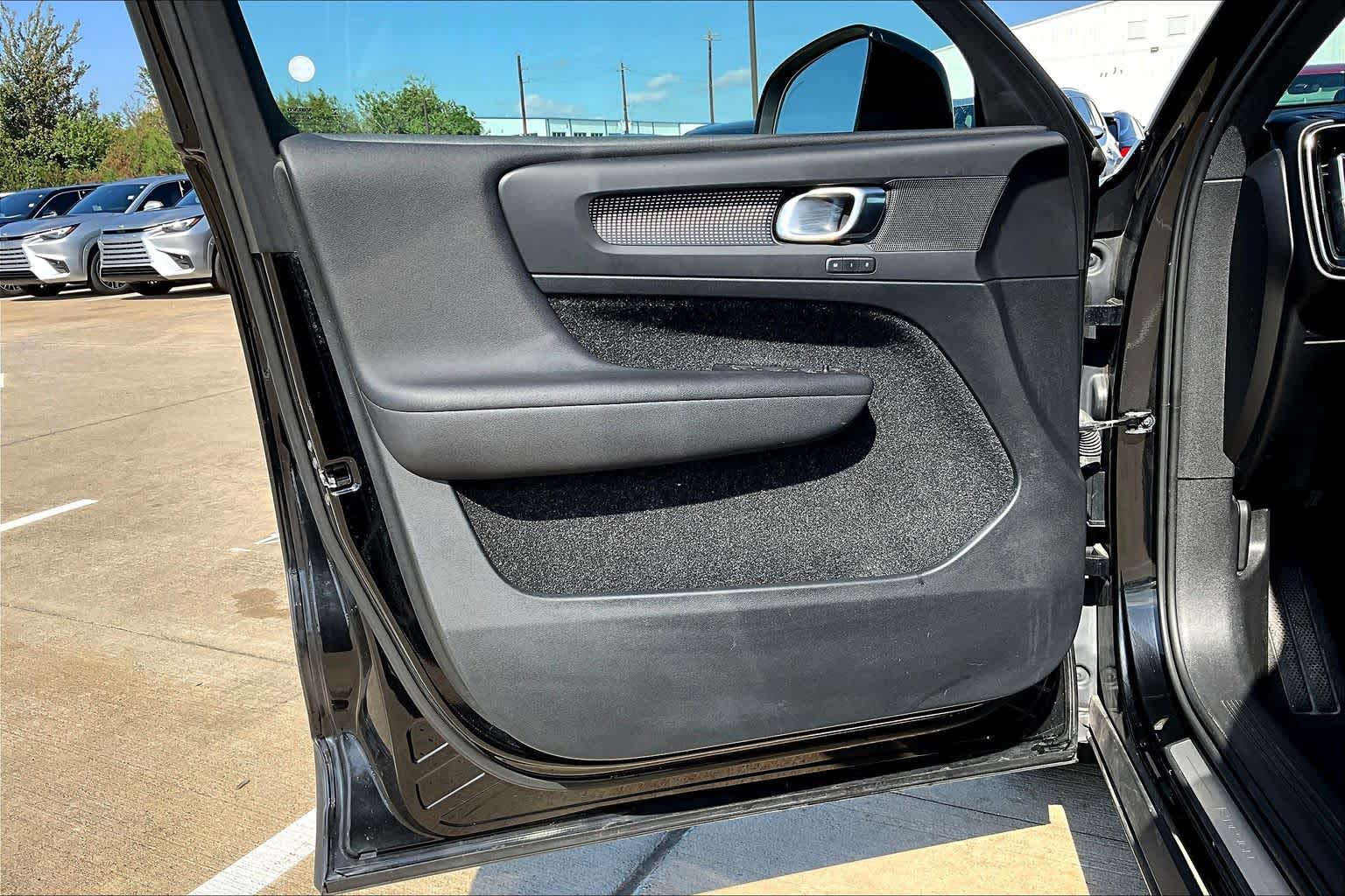 2019 Volvo XC40 R-Design Black Stone at Lexus Southwest Houston