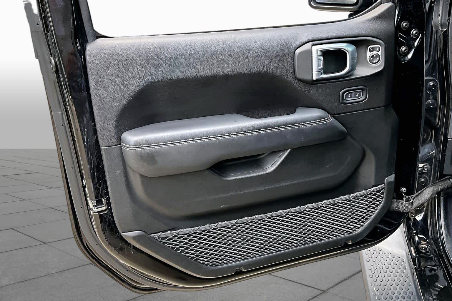 2019 Jeep Wrangler Unlimited Sahara Black Clearcoat at Group 1 Toyota Southwest