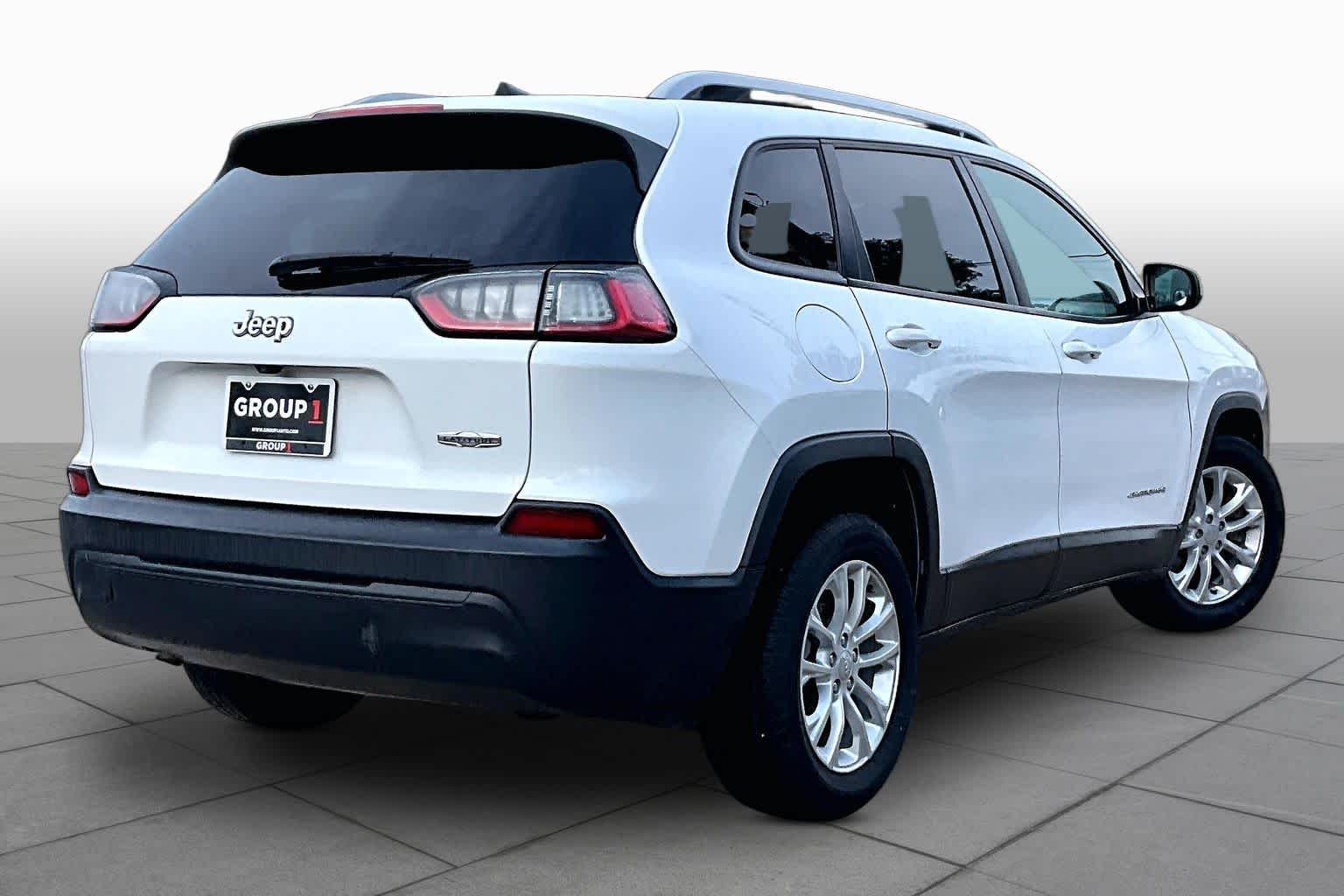 2020 Jeep Cherokee Latitude Bright White Clearcoat at Baytown Ford