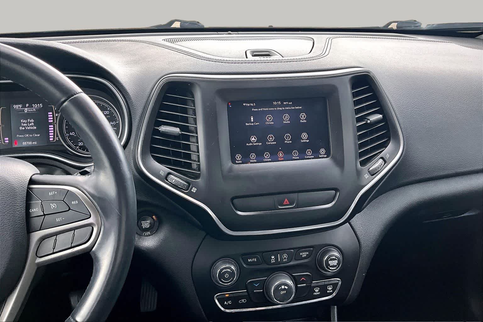 2019 Jeep Cherokee Latitude Plus Diamond Black Crystal Pearlcoat at AutoNation USA Katy