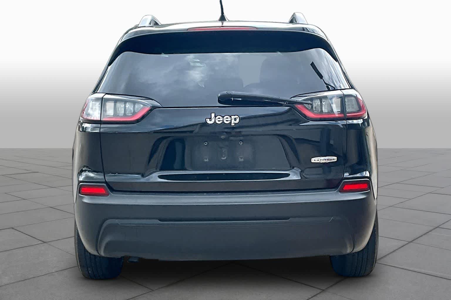 2019 Jeep Cherokee Latitude Plus Diamond Black Crystal Pearlcoat at AutoNation USA Katy