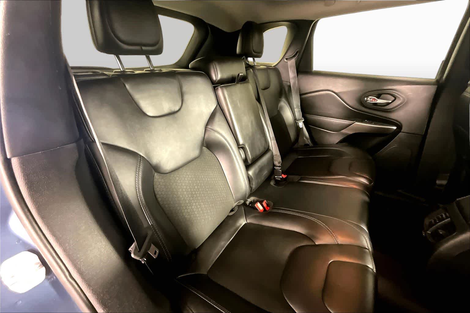 2020 Jeep Cherokee Latitude Plus Slate Blue Pearlcoat at AutoNation USA Katy