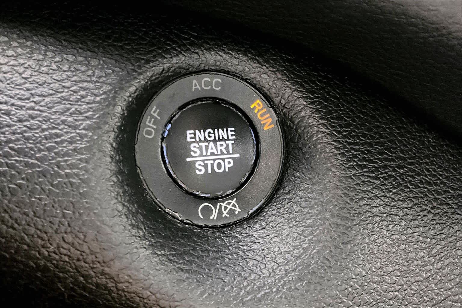 2020 Jeep Cherokee Latitude Plus Slate Blue Pearlcoat at AutoNation USA Katy