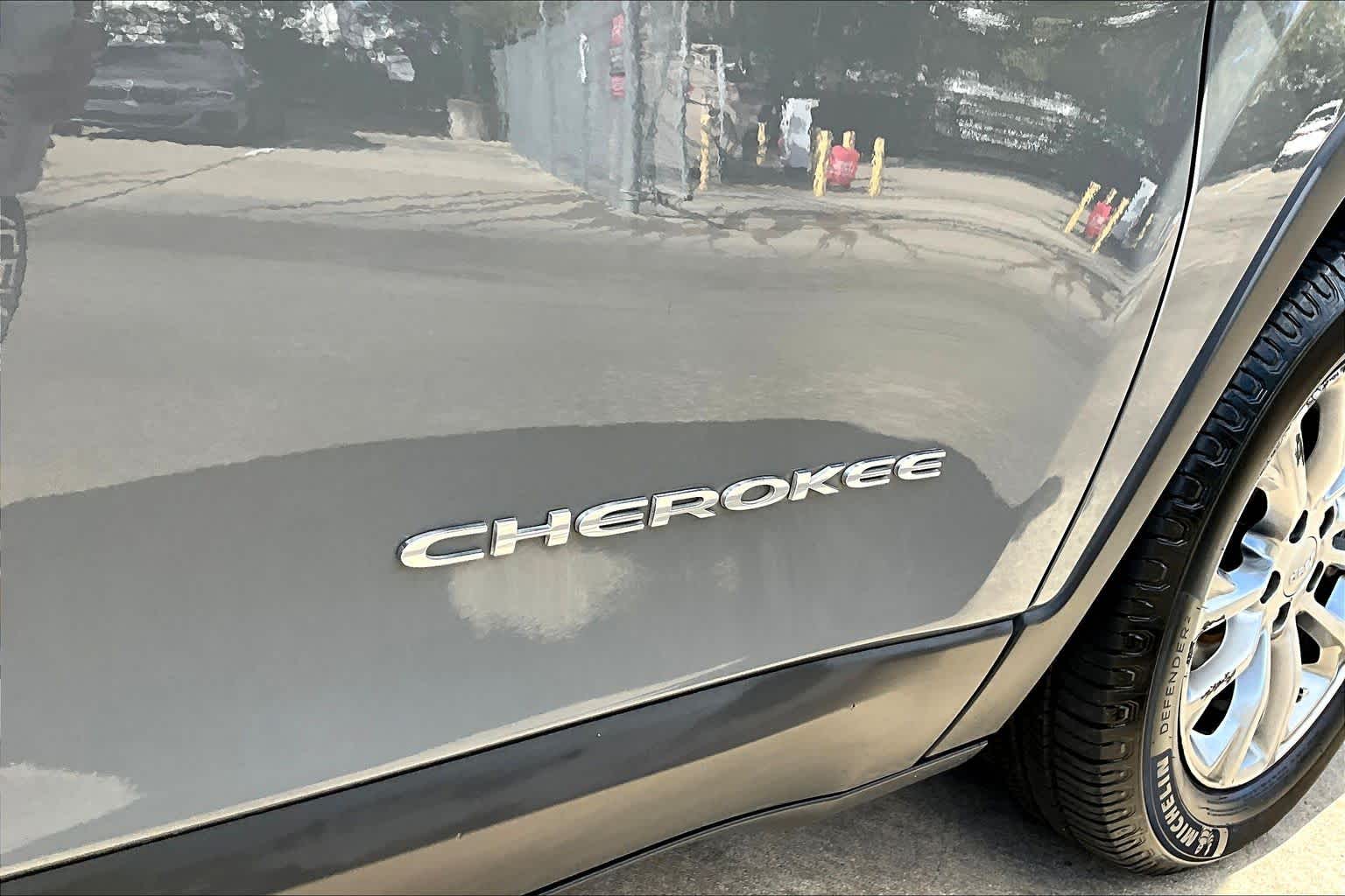 2021 Jeep Cherokee Latitude Plus Sting-Gray Clearcoat at Tomball Chrysler Dodge Jeep Ram