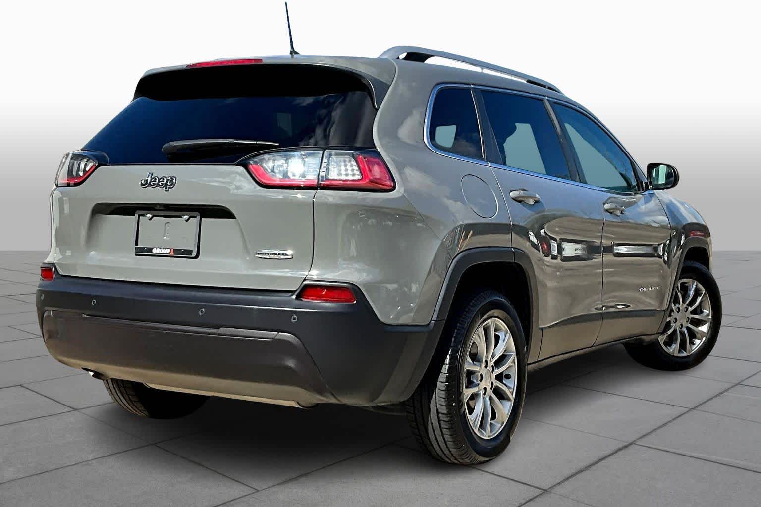 2021 Jeep Cherokee Latitude Plus Sting-Gray Clearcoat at Tomball Chrysler Dodge Jeep Ram