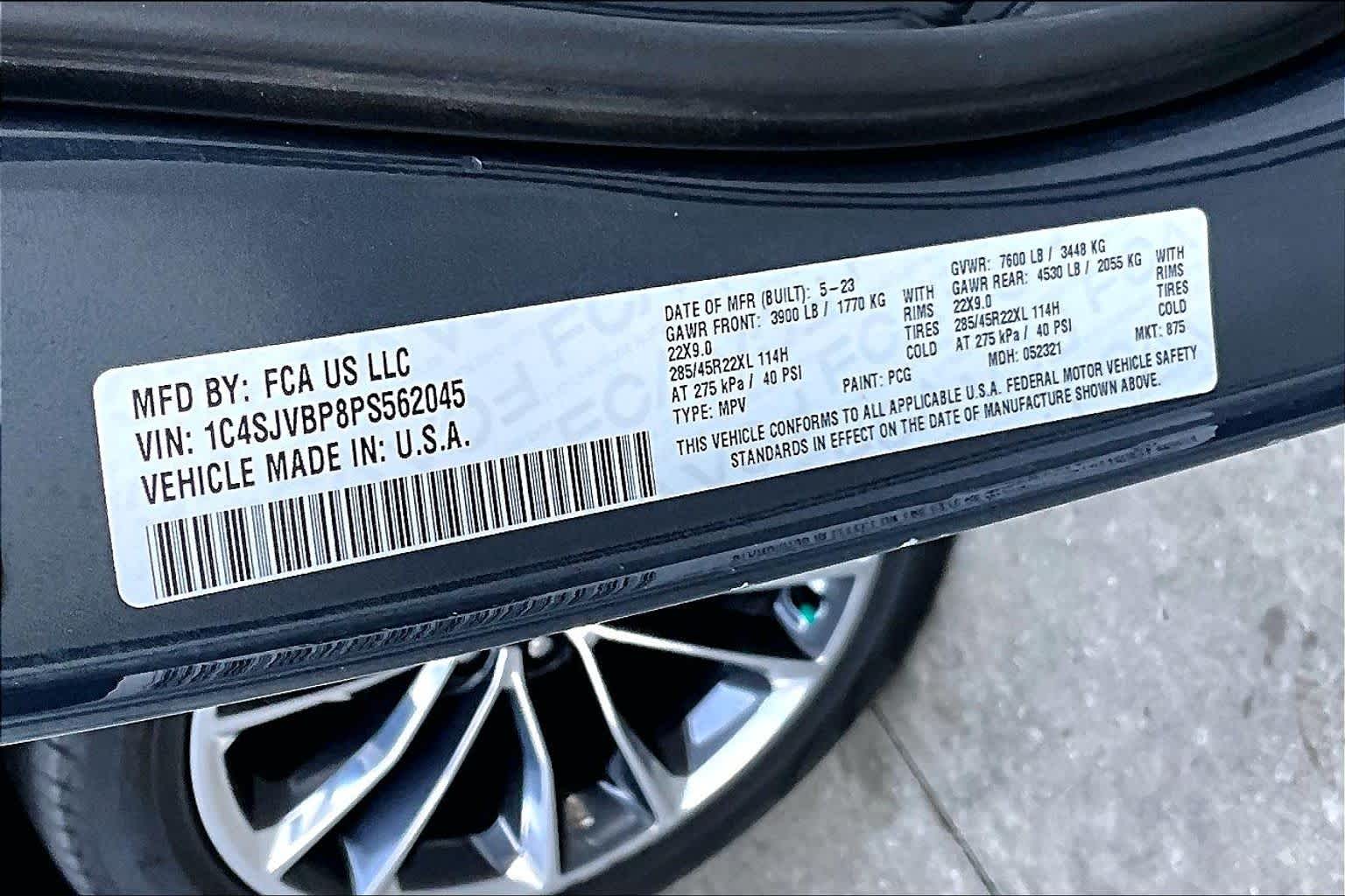 2023 Jeep Wagoneer Series II River Rock at HGreg Houston