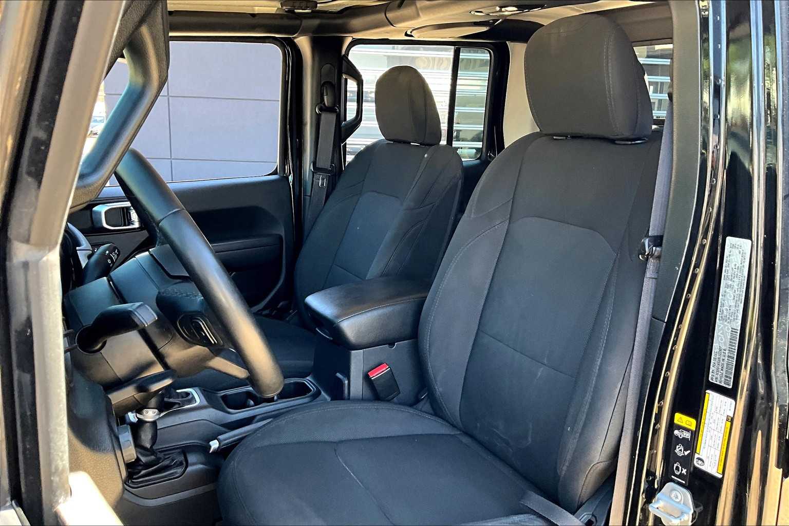 2022 Jeep Gladiator Altitude Black Clearcoat at Lone Star Chevrolet