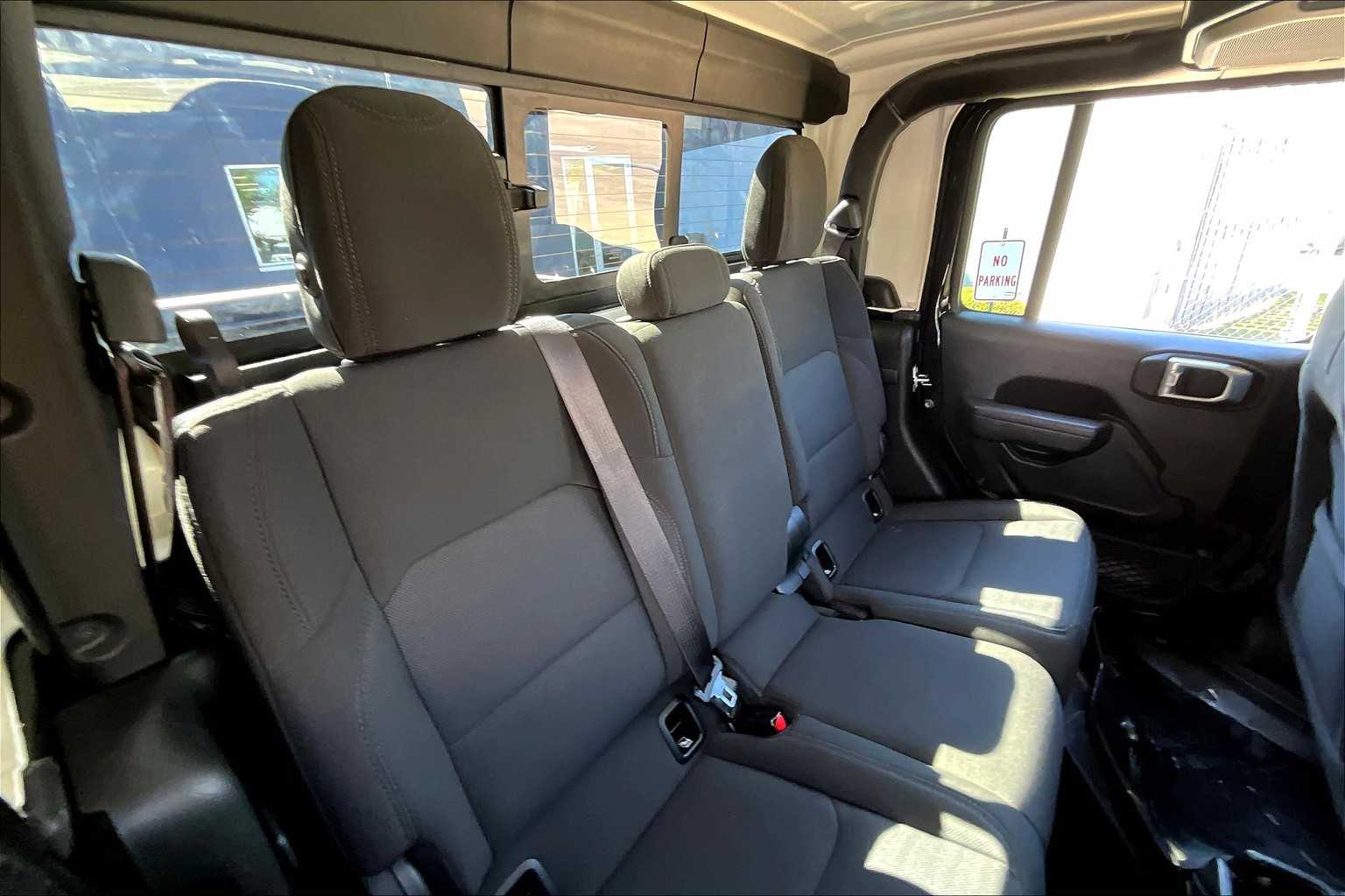 2022 Jeep Gladiator Altitude Black Clearcoat at Lone Star Chevrolet