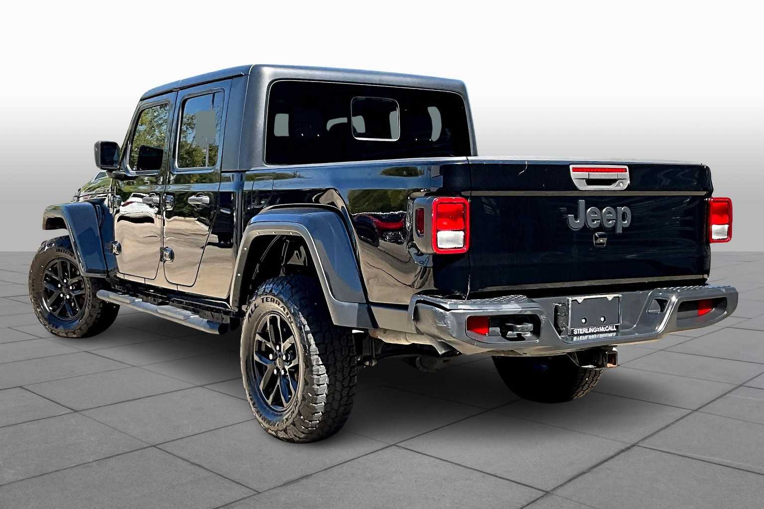 2022 Jeep Gladiator Altitude Black Clearcoat at Lone Star Chevrolet