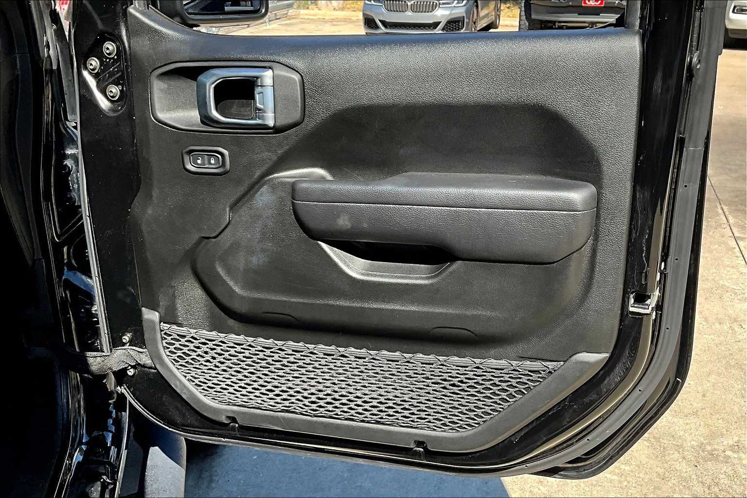 2022 Jeep Gladiator Altitude Black Clearcoat at Lone Star Chevrolet