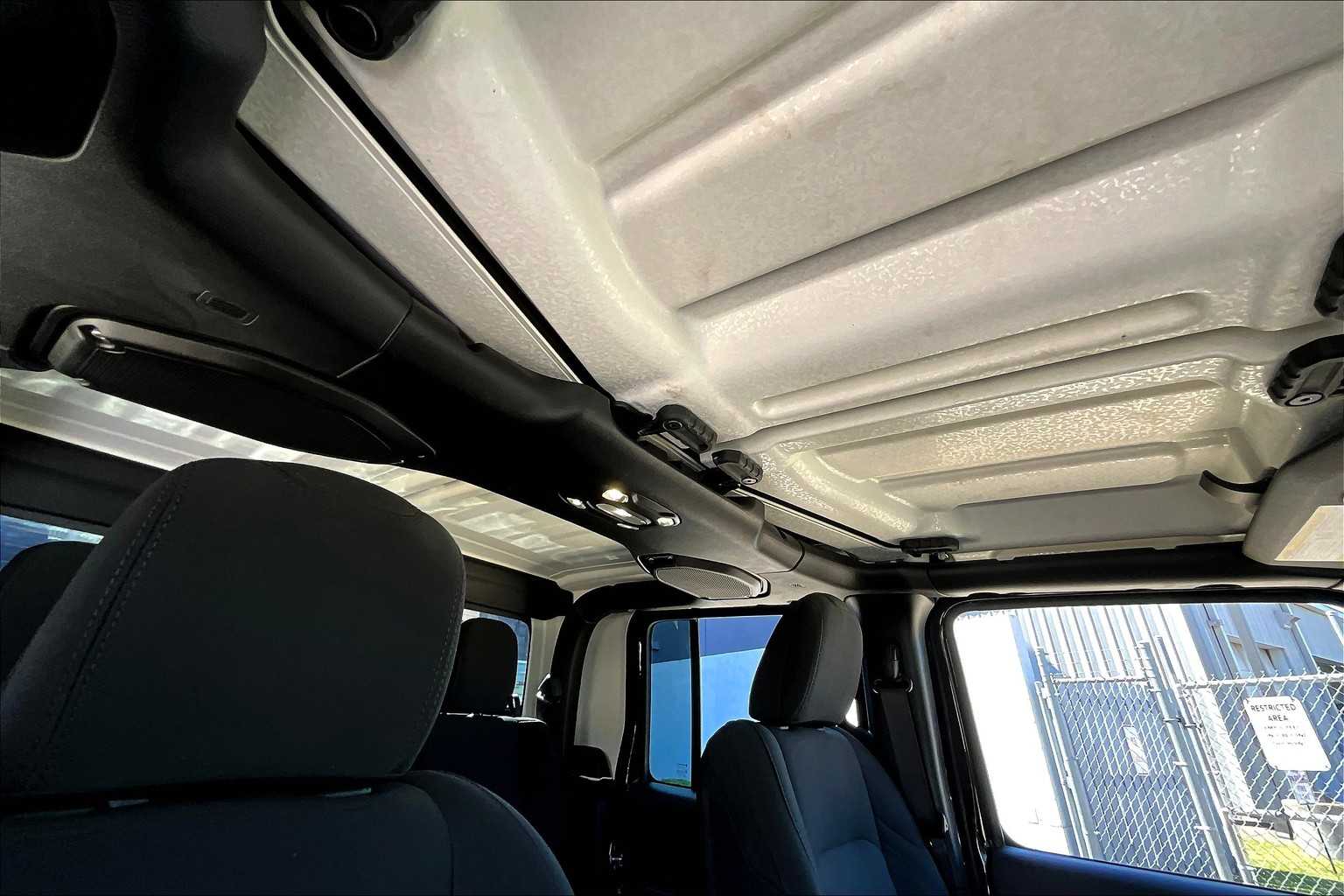 2022 Jeep Gladiator Altitude Black Clearcoat at Lone Star Chevrolet