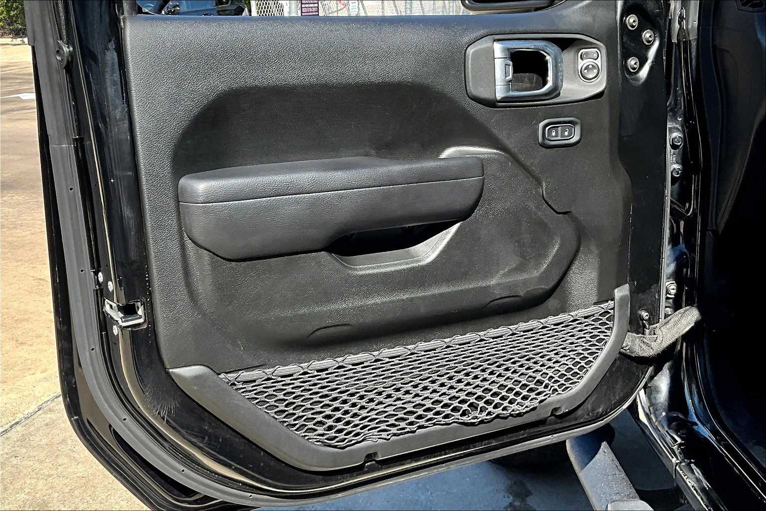 2022 Jeep Gladiator Altitude Black Clearcoat at Lone Star Chevrolet