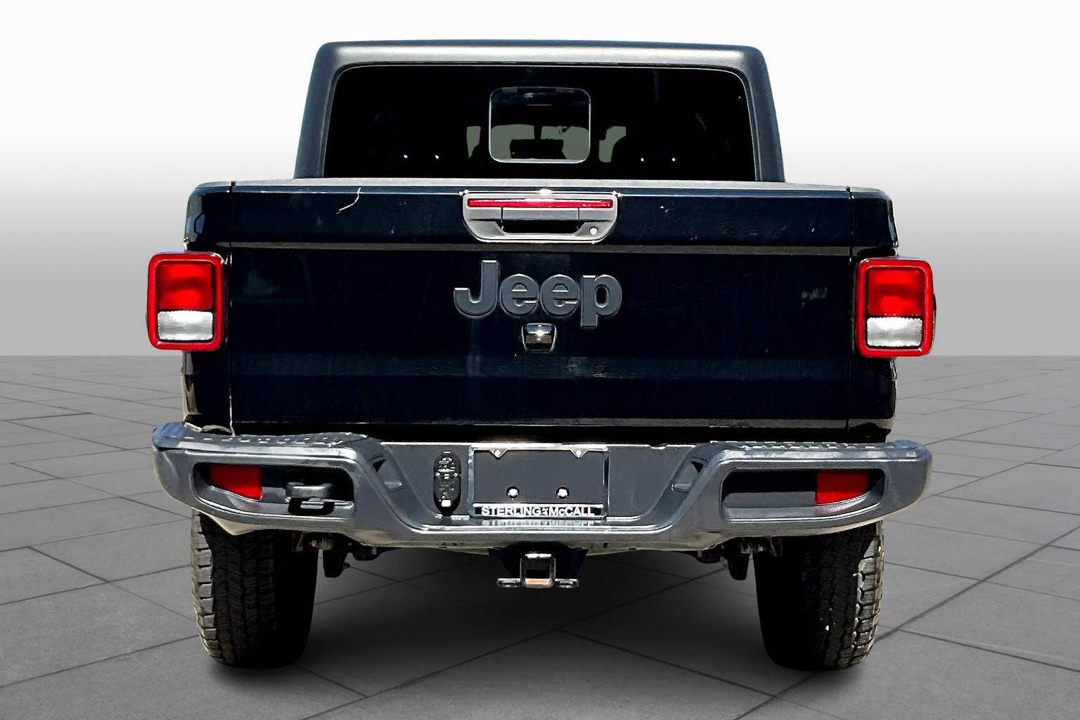 2022 Jeep Gladiator Altitude Black Clearcoat at Lone Star Chevrolet