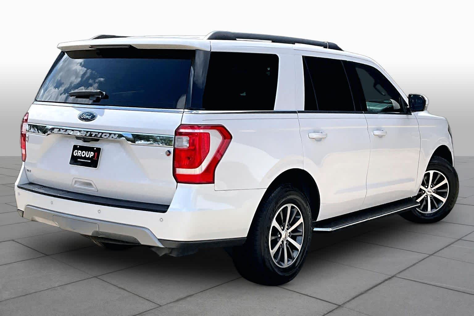 2018 Ford Expedition XLT White Platinum Metallic Tri-Coat at HGreg Houston
