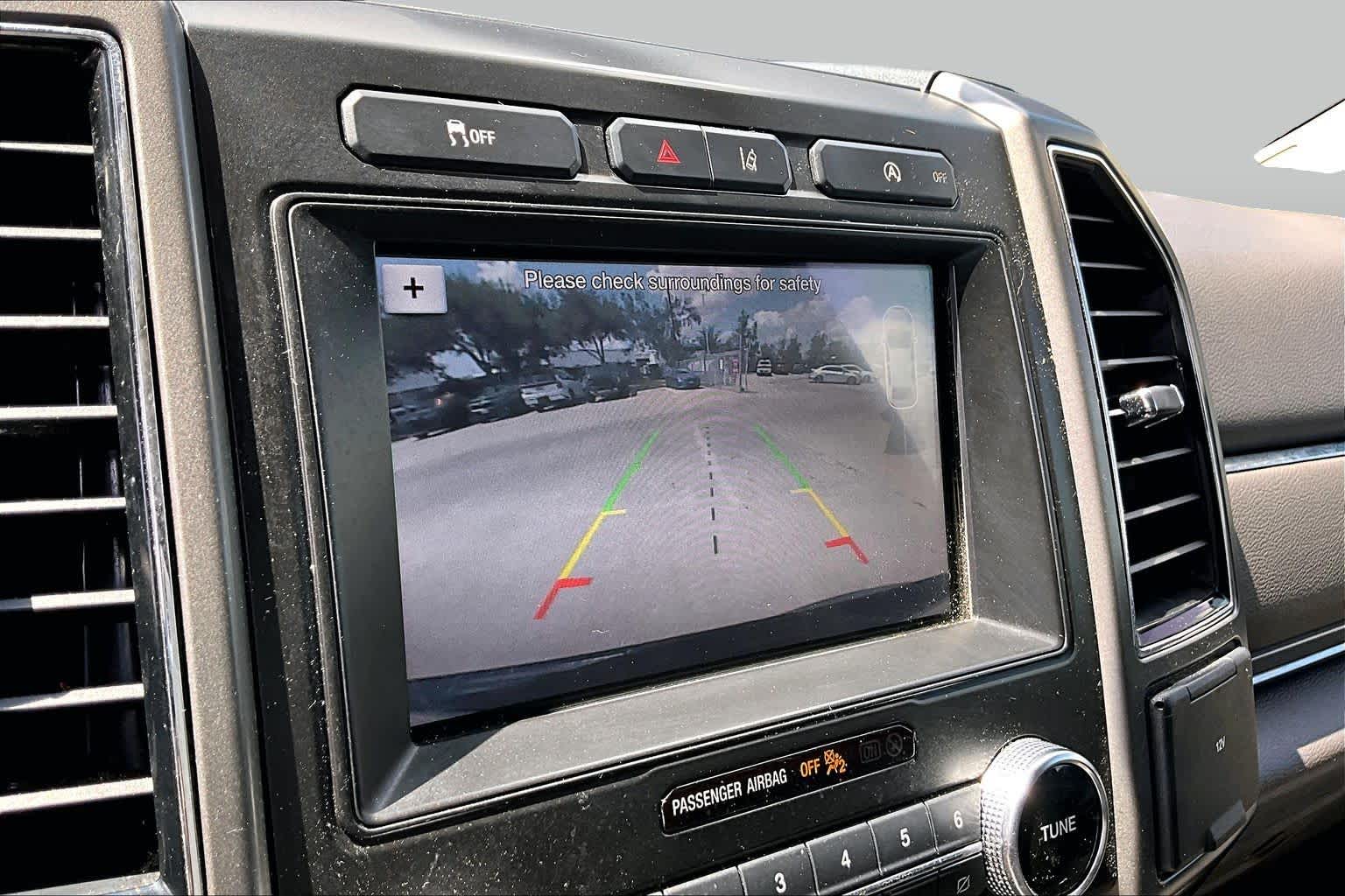 2018 Ford Expedition XLT White Platinum Metallic Tri-Coat at HGreg Houston
