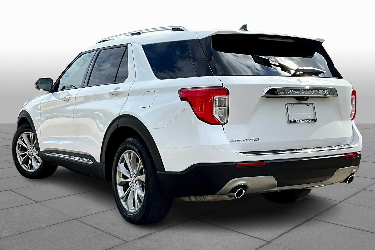 2024 Ford Explorer Limited Oxford White at Helfman Ford