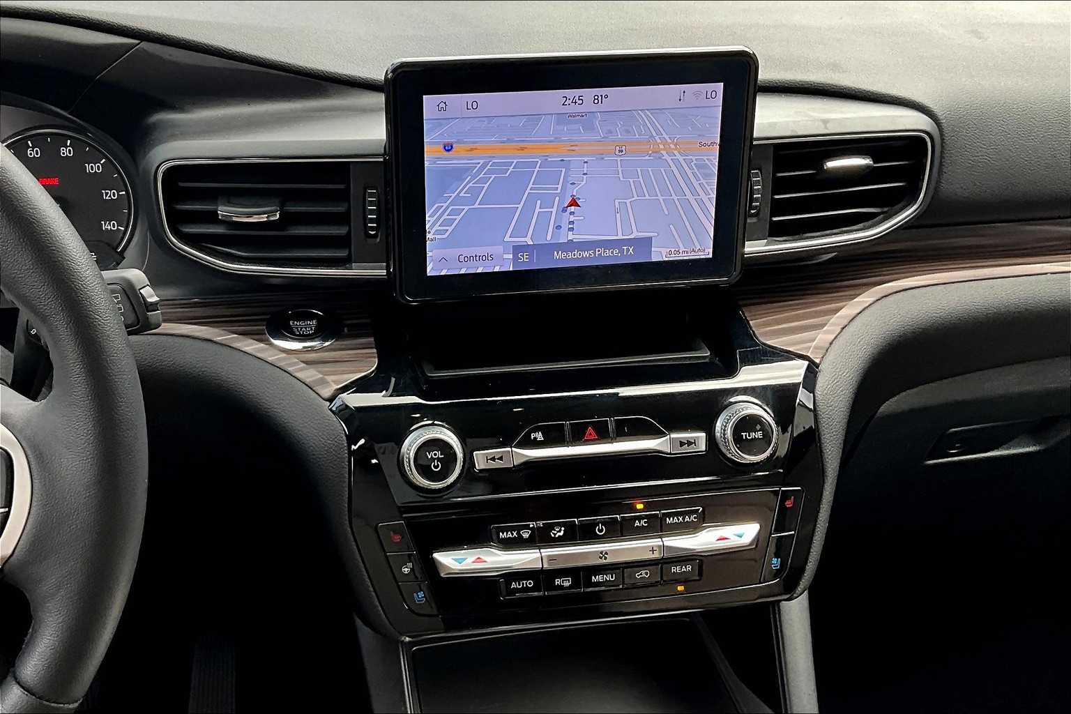 2024 Ford Explorer Limited Oxford White at Helfman Ford