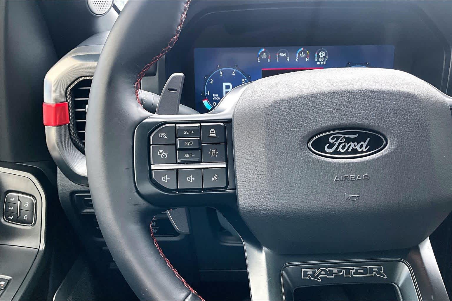 2024 Ford F-150 photo 24 of 35