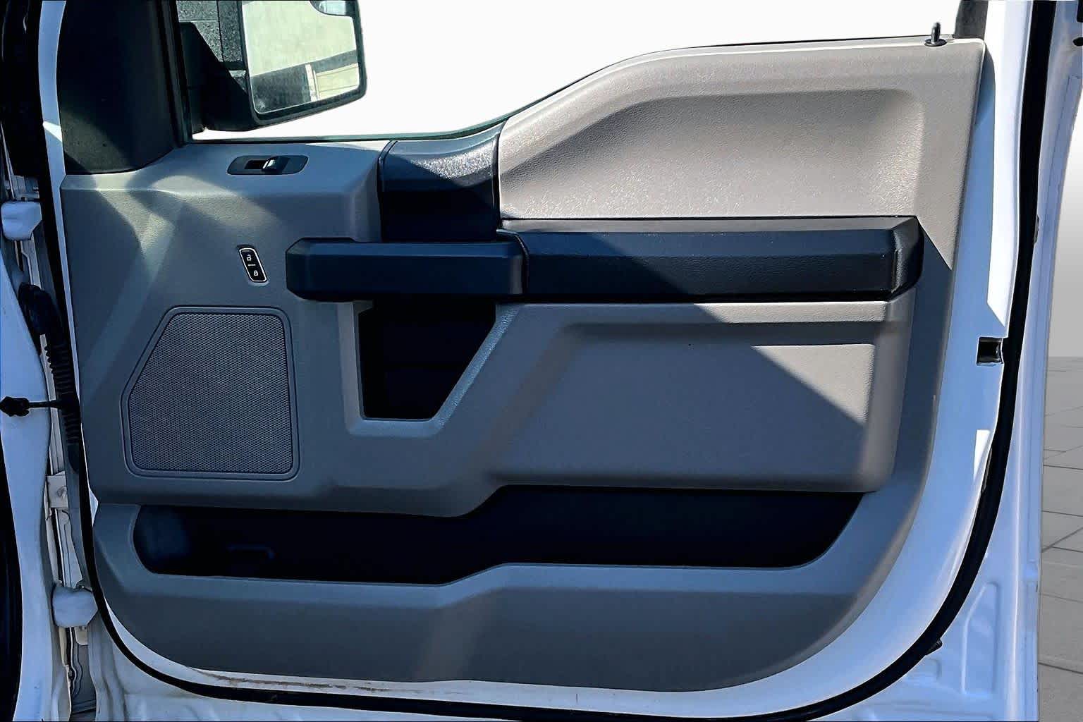 2020 Ford F-150 photo 18 of 30
