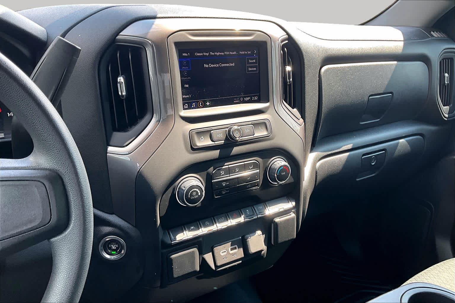 2024 Chevrolet Silverado 1500 Custom - 5