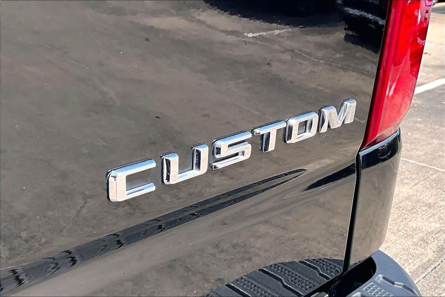 2024 Chevrolet Silverado 1500 Custom - 8