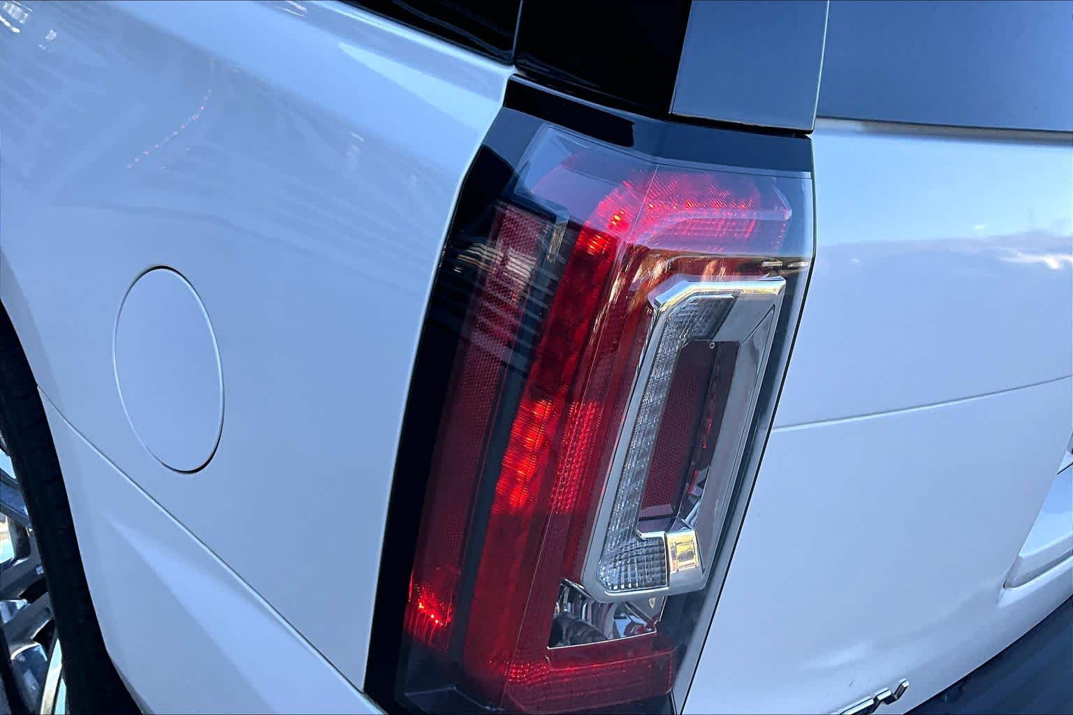 2017 GMC Yukon Denali White Frost Tricoat at Texan GMC Buick